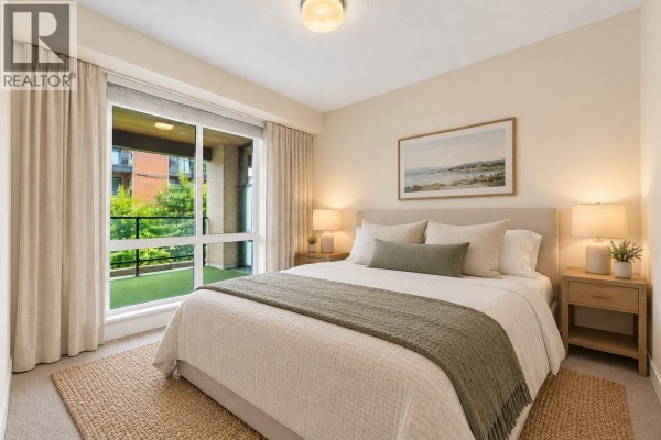 307 719 W 3rd Street, North Vancouver, BC V7M0E7 Photo 3