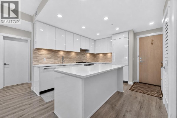 307 9233 Odlin Road, Richmond, BC V6X0V4 Photo 2