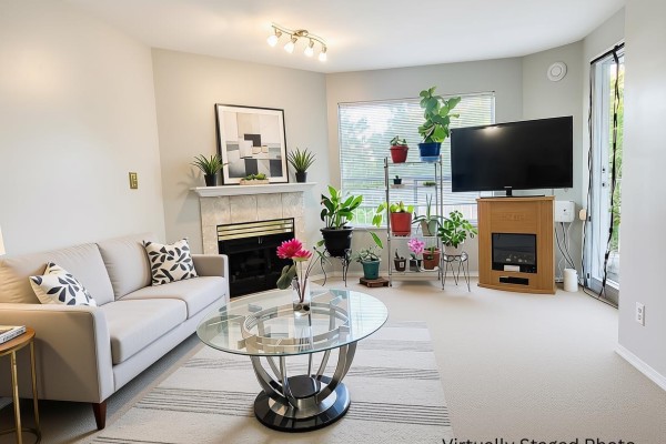 307 9942 151 Street, Surrey, BC, photo 2