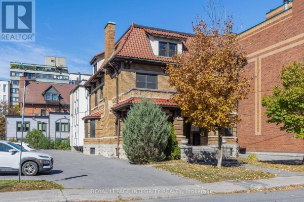 307 Gilmour Street, Ottawa, ON K2P0P7 Photo 5