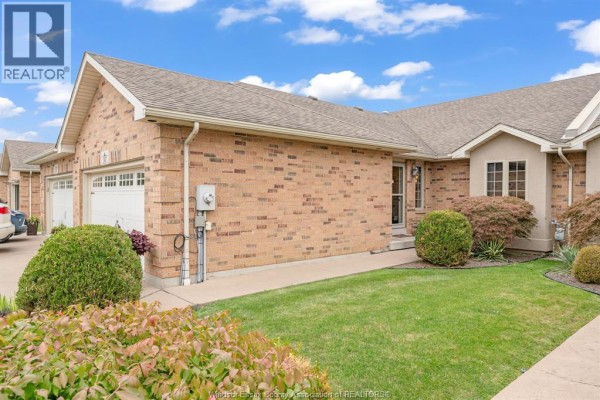 3pc Bathroom - 307 Golfview Drive, Amherstburg, ON N9V0A1 Photo 2