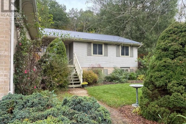 307 Selbourne Drive, Central Elgin, ON N5L1B1 Photo 2