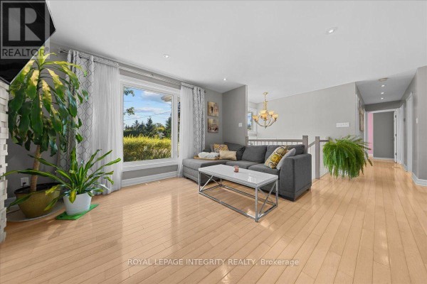 3073 Old Montreal Road, Ottawa, ON K4C1A9 Photo 5