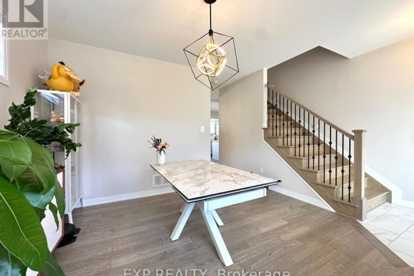 3073 Travertine Way, Ottawa, ON K2J6W9 Photo 4