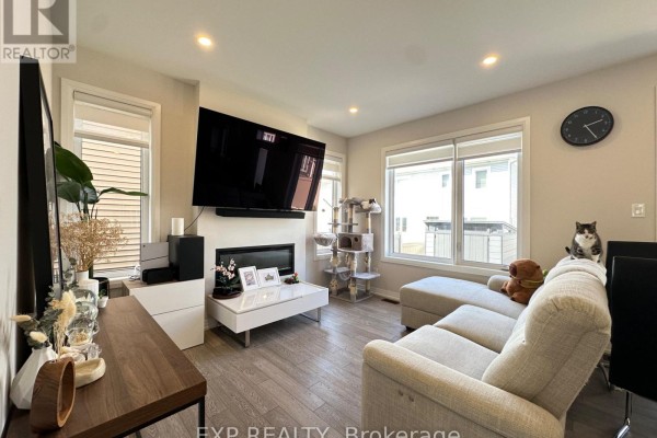 3073 Travertine Way, Ottawa, ON K2J6W9 Photo 5