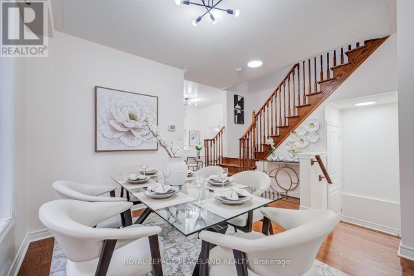 3074 Doyle Street, Mississauga, ON L5M0M9 Photo 3
