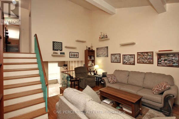 Laundry room - 3074 Merritt Avenue, Mississauga, ON L4T1P2 Photo 5
