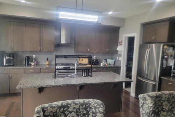 3078 Carpenter Landing Ld Sw, Edmonton, AB, photo 3