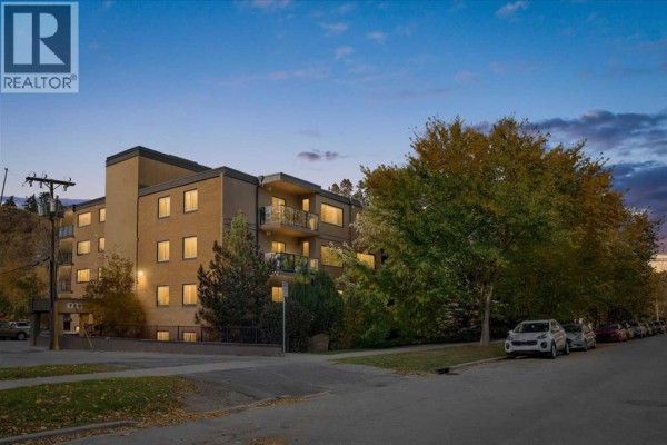Living room - 308, 728 3 Avenue Nw, Calgary, AB T2N0J1 Photo 3