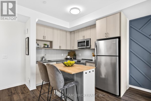 308 - 1120 Briar Hill Avenue, Toronto, ON, photo 3