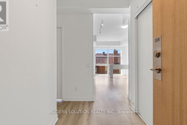 308 - 1787 St Clair Avenue W, Toronto, ON, photo 3