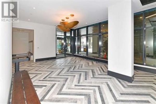Living room - 308 - 1808 St Clair Avenue W, Toronto, ON M6N1J5 Photo 2