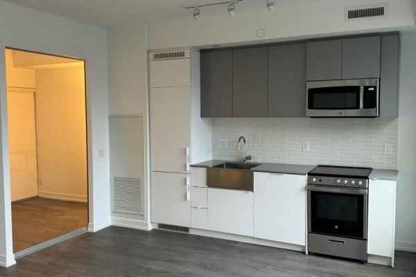 Bedroom 2 - 308 - 270 Dufferin Street, Toronto, ON M6K0H8 Photo 5