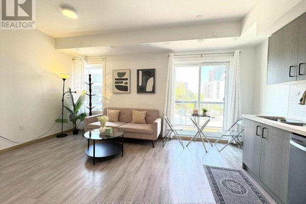 Kitchen - 308 - 3427 Sheppard Avenue E, Toronto, ON M1T0C5 Photo 3