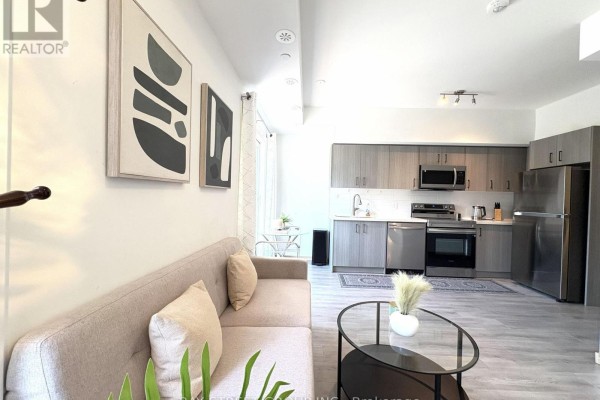 Bedroom 2 - 308 - 3427 Sheppard Avenue E, Toronto, ON M1T0C5 Photo 5
