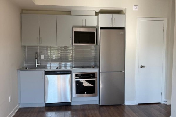 308 - 400 The East Mall E, Toronto, ON, photo 2
