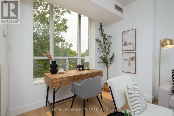 Bathroom - 308 - 485 Rosewell Avenue, Toronto, ON M4R2J2 Photo 4