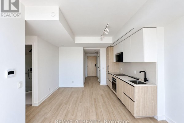 Living room - 308 - 699 Sheppard Avenue E, Toronto, ON M2K0J5 Photo 2