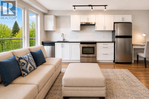 308 12283 224 Street, Maple Ridge, BC V2X8Z3 Photo 4
