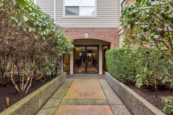 308 20239 Michaud Crescent, Langley, BC V3A8L1 Photo 2
