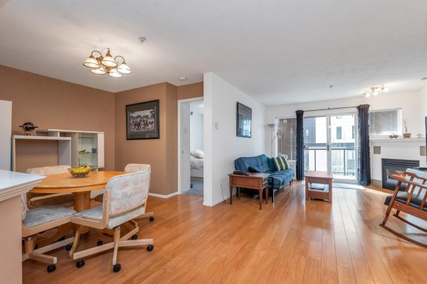 308 20239 Michaud Crescent, Langley, BC V3A8L1 Photo 4