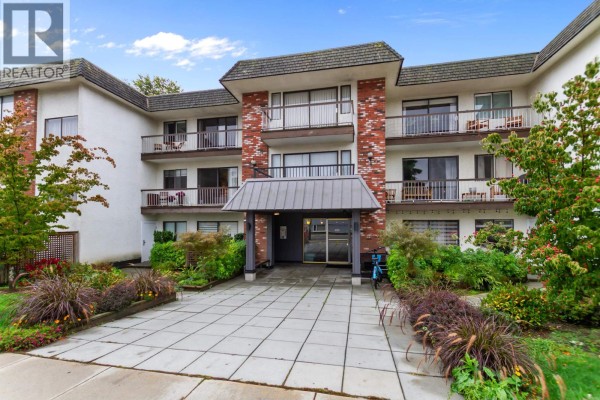 308 2040 Cornwall Avenue, Vancouver