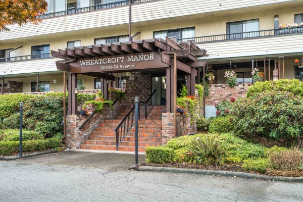 #308 20460 54 Avenue, Langley, BC V3A6N6 Photo 4