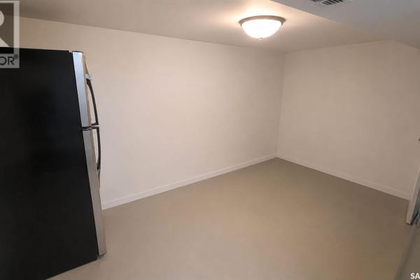 Den - 308 26th Street, Saskatoon, SK S7L0H7 Photo 4