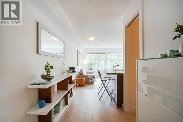 308 3240 St Johns Street, Port Moody, BC V3H0C1 Photo 2