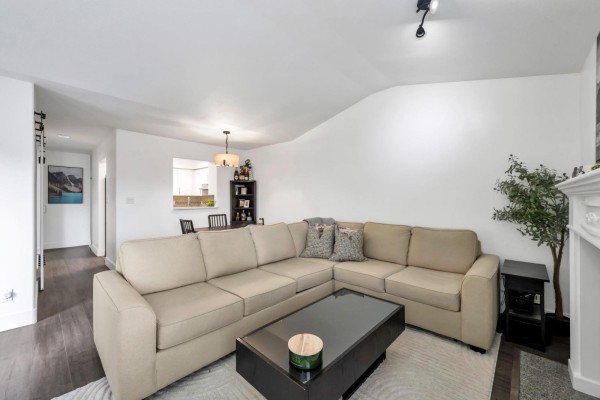 308 33675 Marshall Road, Abbotsford, BC V2S1L4 Photo 5