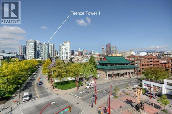 308 58 Keefer Place, Vancouver, BC V6B0B8 Photo 2