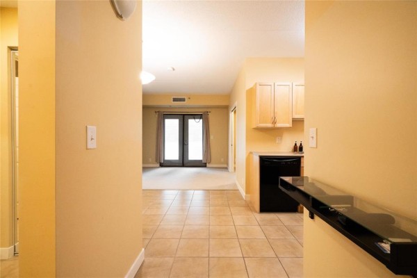 Dining room - 308 60 Shore Street, Winnipeg, MB R3T2C8 Photo 5