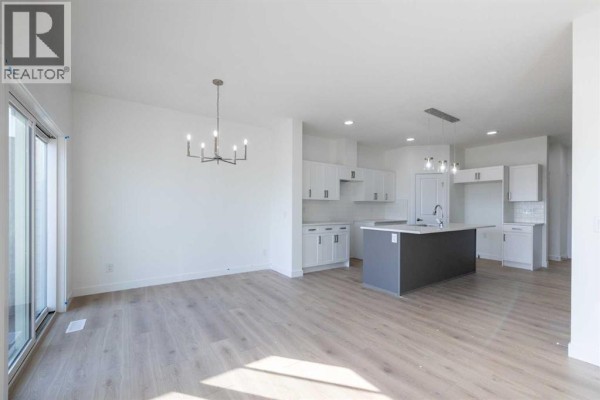 Laundry room - 308 Edgefield Close, Strathmore, AB T1P2H9 Photo 4
