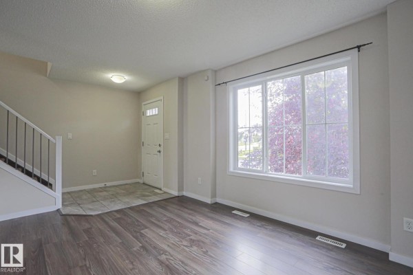 Kitchen - 308 Watt Bv Sw Sw, Edmonton, AB T6X1X7 Photo 3