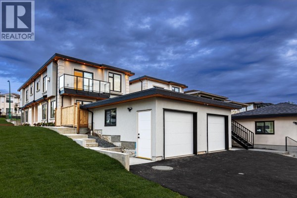 3087 Royal Oak Avenue, Burnaby, BC V5G4H5 Photo 2