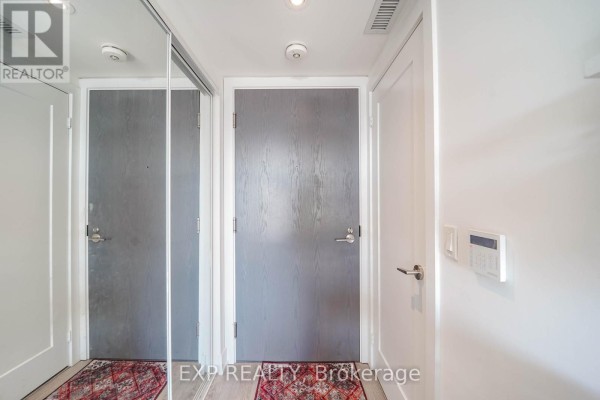 308a - 7 Mabelle Avenue, Toronto, ON, photo 3