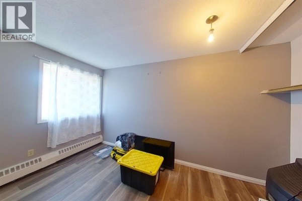 4pc Bathroom - 308b, 5611 9 Avenue, Edson, AB T7E1R5 Photo 2