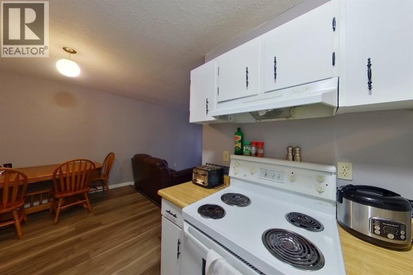 Dining room - 308b, 5611 9 Avenue, Edson, AB T7E1R5 Photo 5
