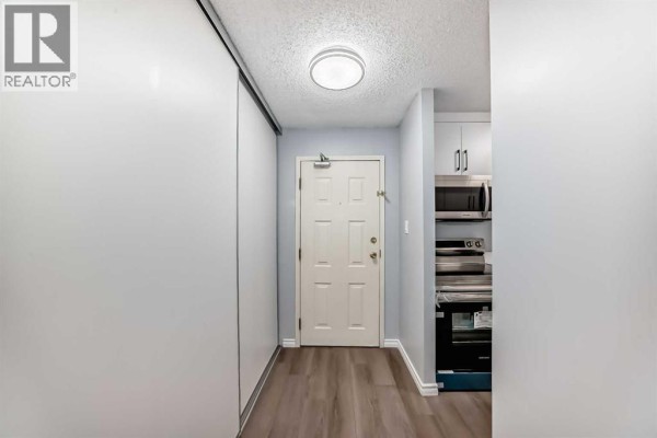 4pc Bathroom - 309, 924 14 Avenue Sw, Calgary, AB T2R0N7 Photo 5
