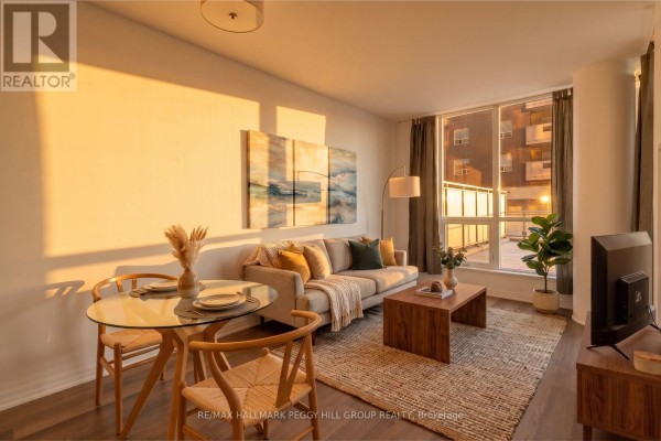 Kitchen - 309 - 111 Worsley Street, Barrie, ON L4M0J5 Photo 4