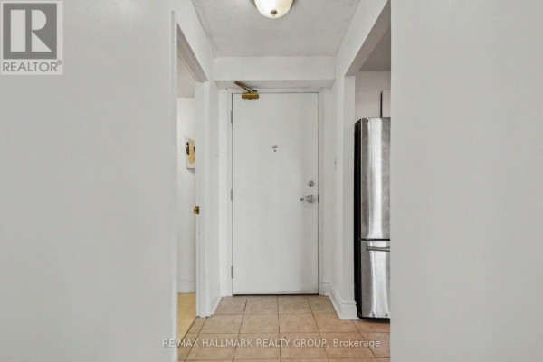 Dining room - 309 - 1440 Heron Road, Ottawa, ON K1V0X2 Photo 2