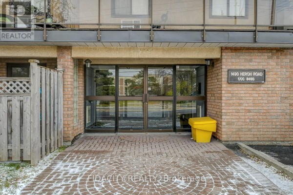 309 - 1490 Heron Road, Ottawa, ON, photo 2