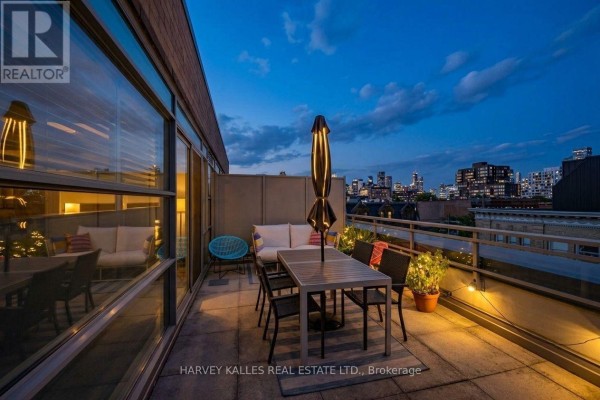 309 - 156 Portland Street, Toronto, ON, photo 2