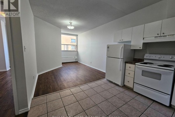 Bathroom - 309 - 1801 Eglinton Avenue W, Toronto, ON M6E2H7 Photo 5