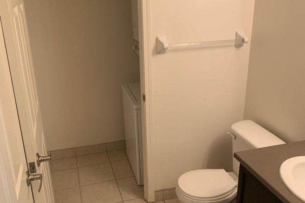 309 - 19 Grand Trunk Crescent, Toronto, ON M5J3A3 Photo 3