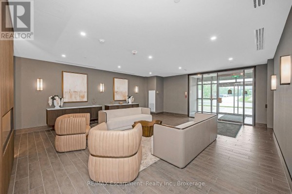 Living room - 309 - 470 Dundas Street E, Hamilton, ON L8B2A6 Photo 4