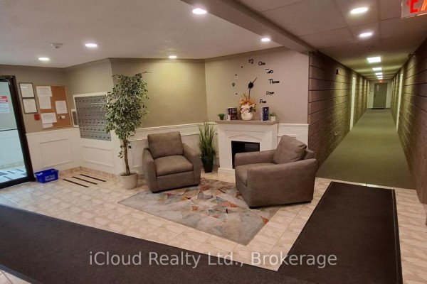 Den - 309 - 850 6th Street E, Owen Sound, ON N4K6T7 Photo 3