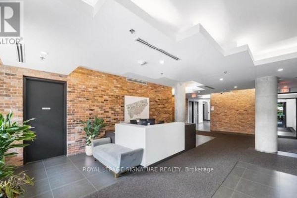 Dining room - 309 - 88 Colgate Avenue, Toronto, ON M4M0A6 Photo 2