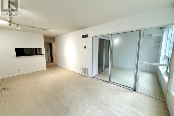 Primary Bedroom - 309 - 92 King Street E, Toronto, ON M5C2V8 Photo 4