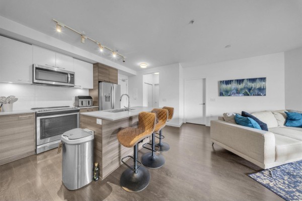 309 10603 140 Street, Surrey, BC V3T0M7 Photo 4